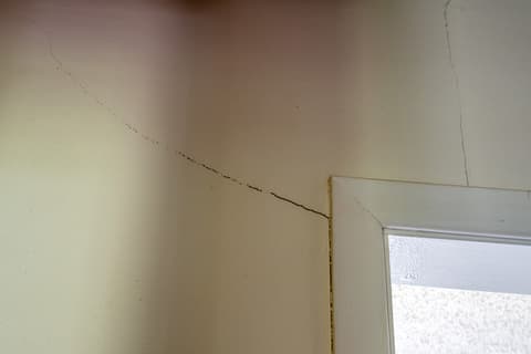 Drywall Cracks at a Quality Foundation Repair Austin inspection