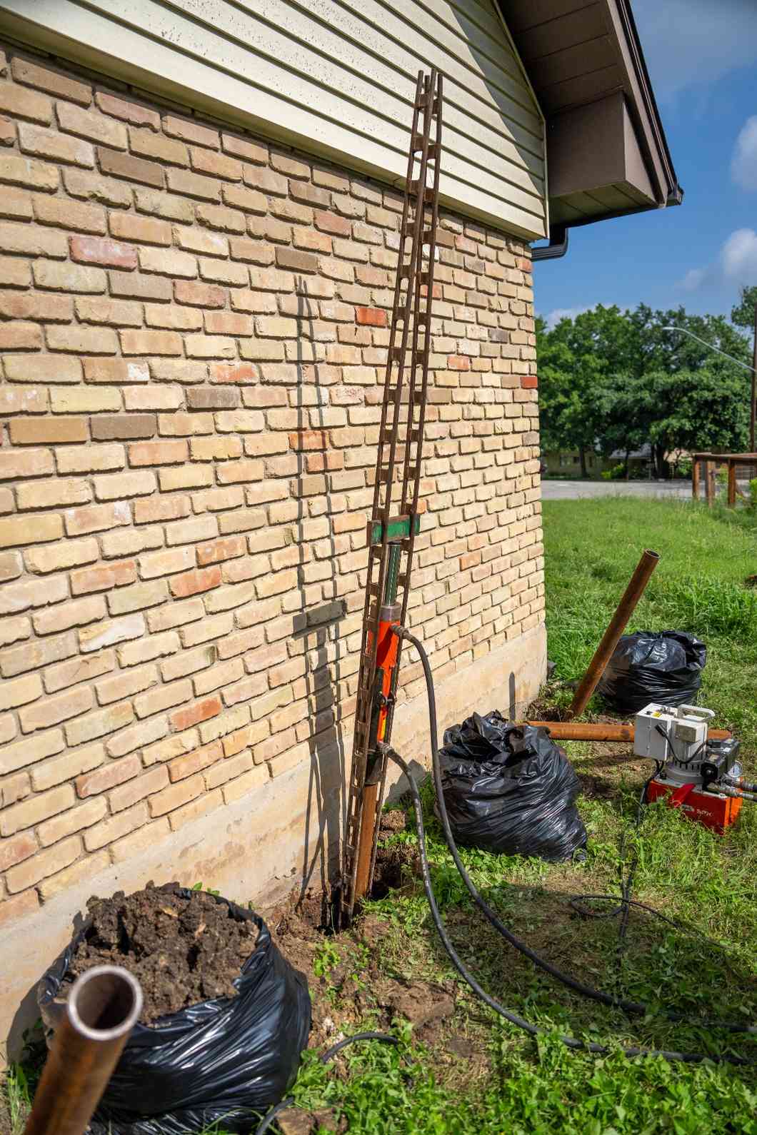 Residential foundation services