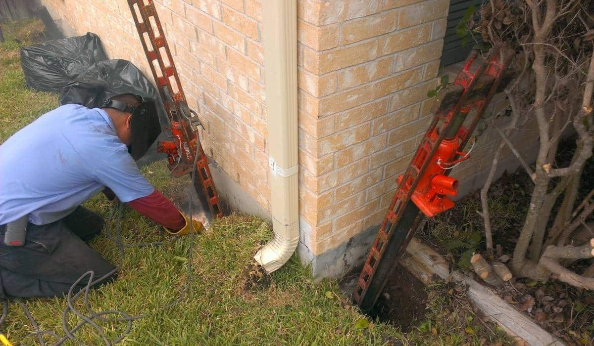 Quality Foundation Repair contracting doing house leveling repairs image
